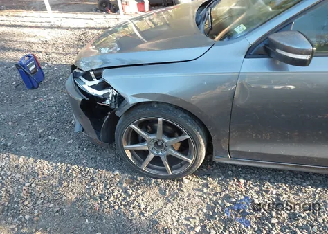 2012 Volkswagen Jetta 2.5L Se z USA, uszkodzony, nr VIN 3VWDX7AJ7CM397251